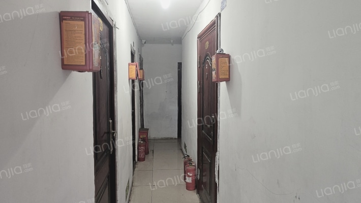 商贸城6号二手房实景图