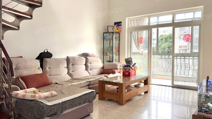 黄金堡城市花园B区二手房实景图