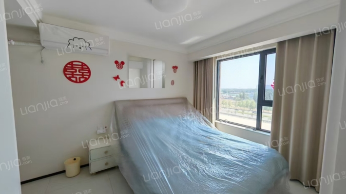 精装修婚房，品牌家具家电，电动沙发-卧室B