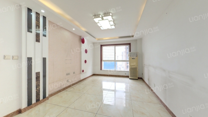 白鹿花园二手房实景图