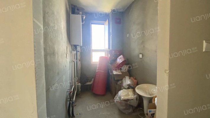 新社区 环境好 南向正规一居 楼层采光视野好-厨房