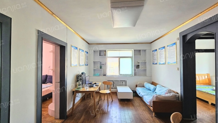 信用社宿舍二手房实景图