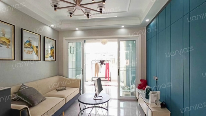 市政公司宿舍二手房实景图