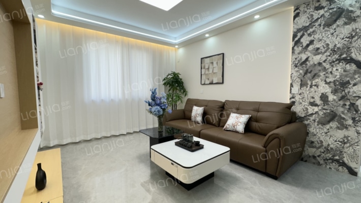 西城怡景公寓二手房实景图