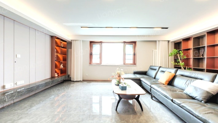 林达大厦二手房实景图