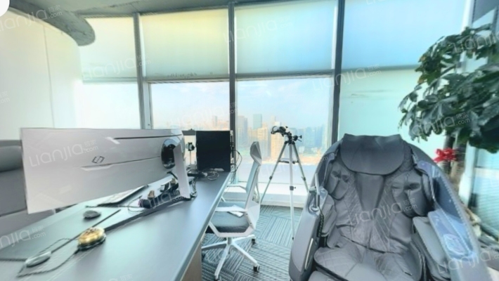 中航紫金广场二手房实景图