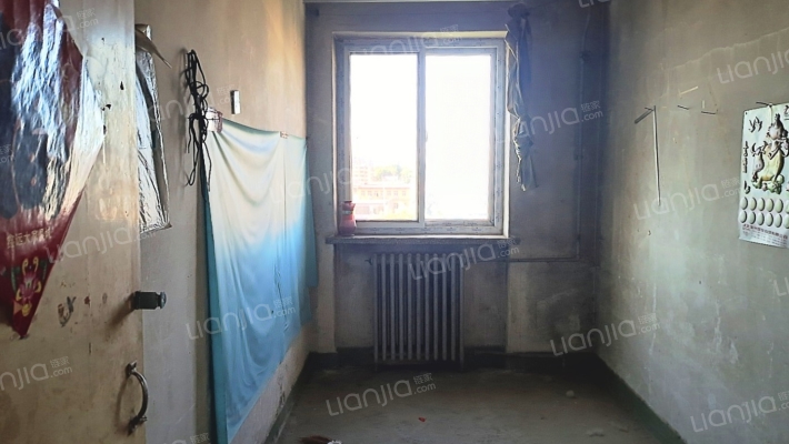 建设局住宅小区 3室1厅 南 北-卧室C