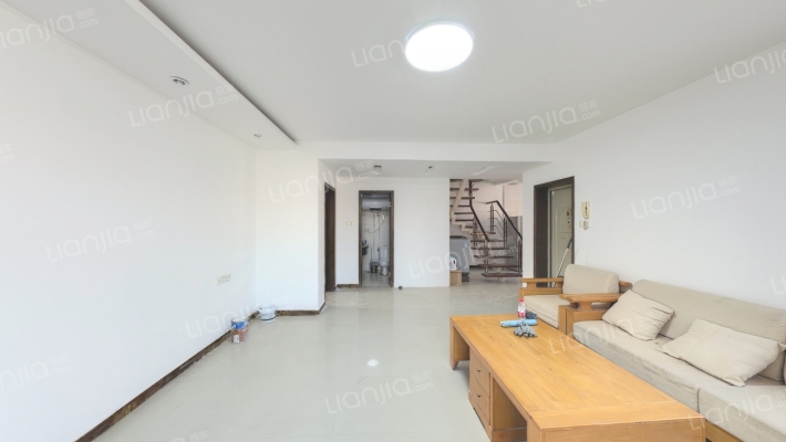 兴隆苑二手房实景图