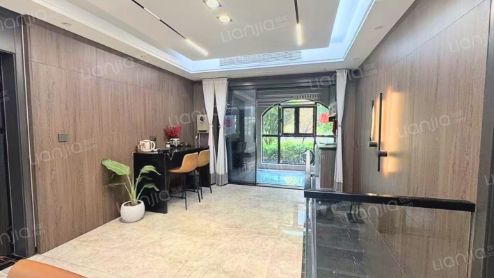 河畔春风二手房实景图