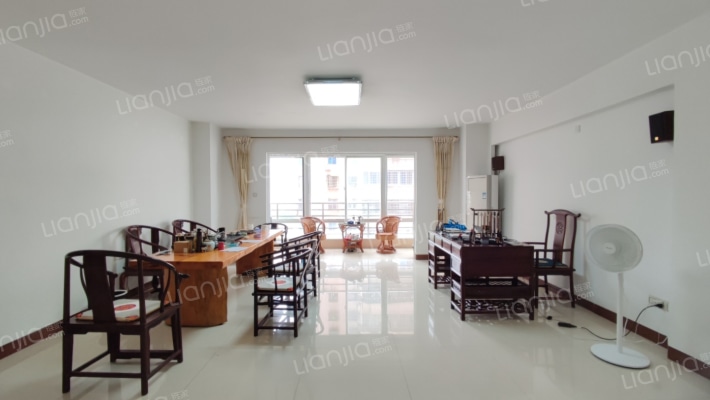 长城大厦二手房实景图