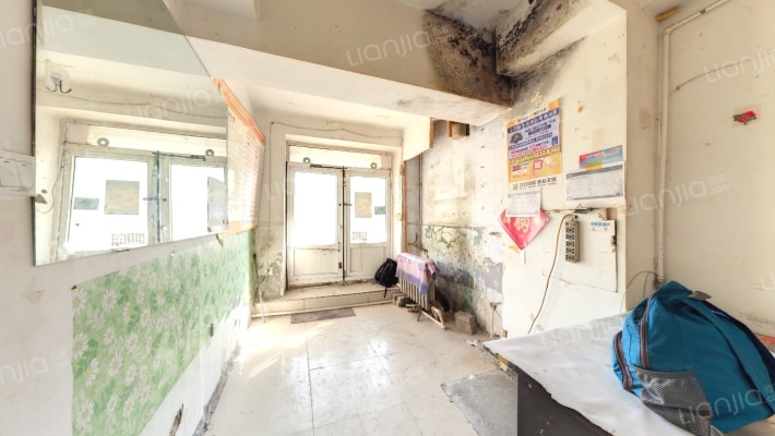 一汽30B街区二手房实景图