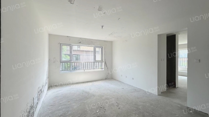 华安翡翠名郡二手房实景图