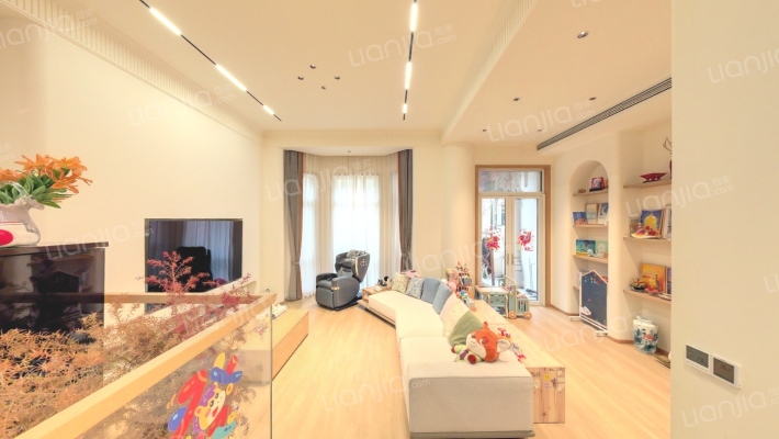 金大元御珑宫廷(别墅)二手房实景图