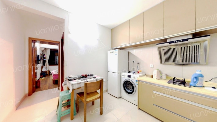 平海公寓二手房实景图