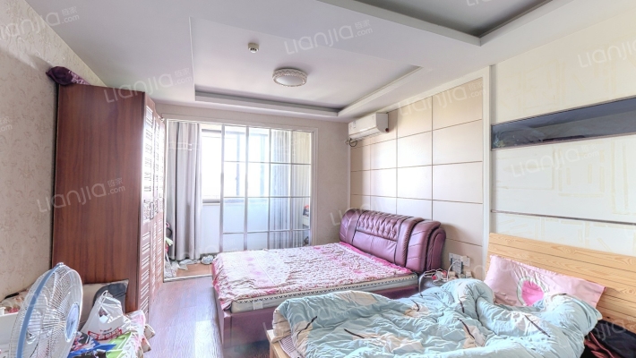 中国伞城商业广场二手房实景图