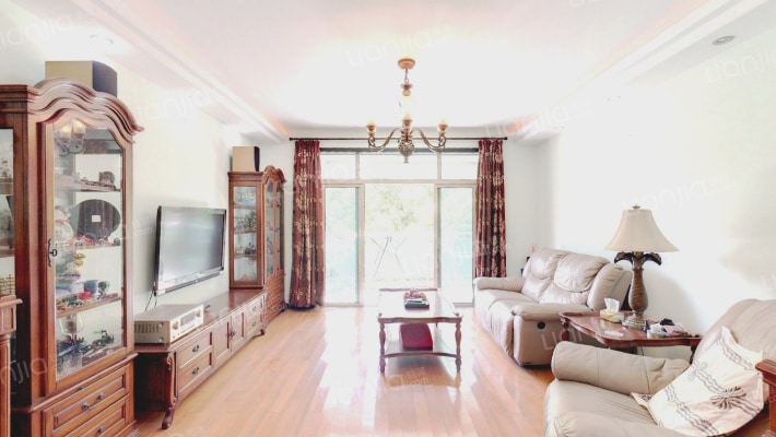 国际丽都城二手房实景图