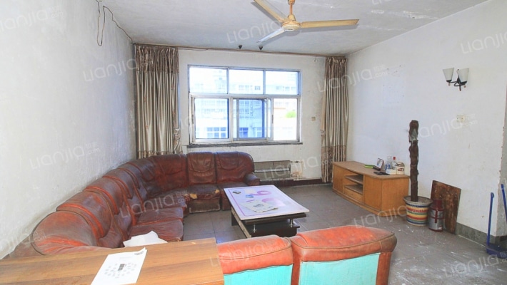 纪委家属楼191号院二手房实景图