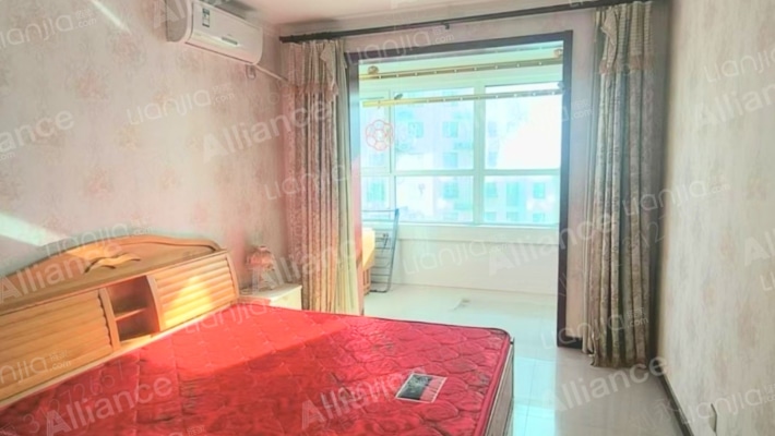 水岸花城小三居·精装修·大社区·集体供暖-卧室A