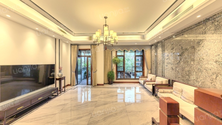 约克郡翠微堤二手房实景图