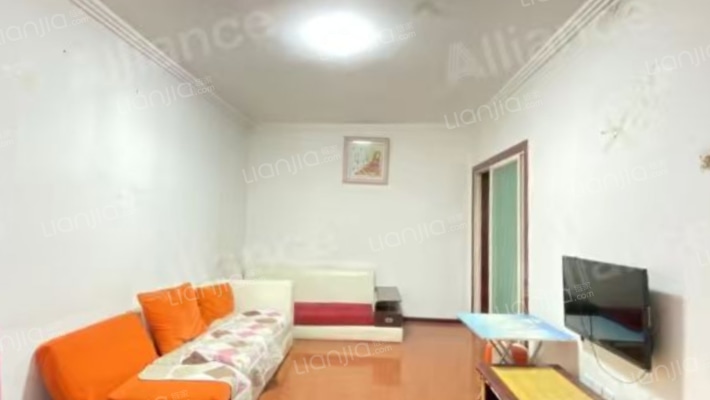 贵乌北路226号二手房实景图