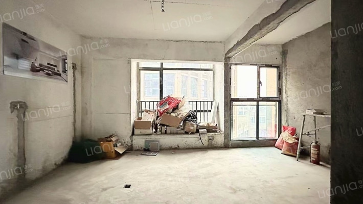 伯爵公馆二期二手房实景图