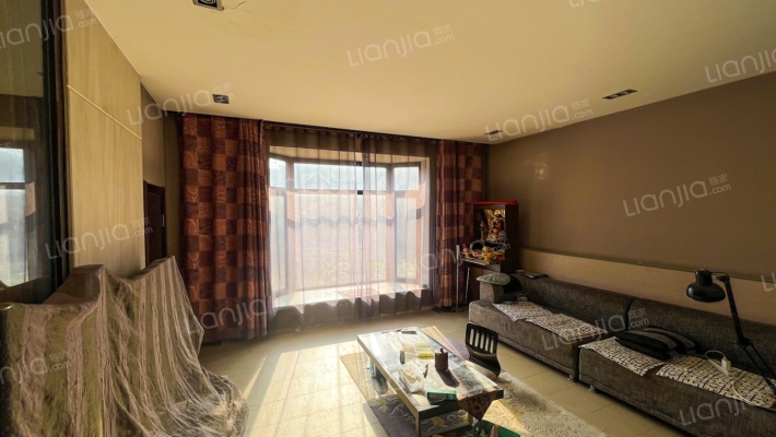 香格蔚蓝D区二手房实景图