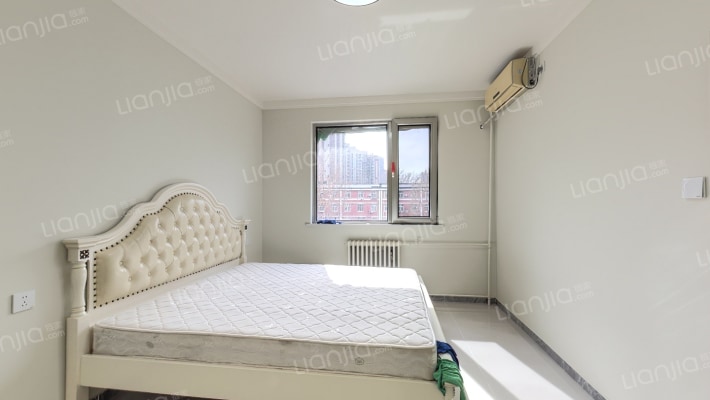 大山子西里二手房实景图