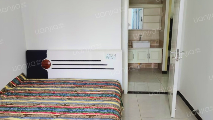 南北向的户型，采光好，户型好，视野好-卧室B