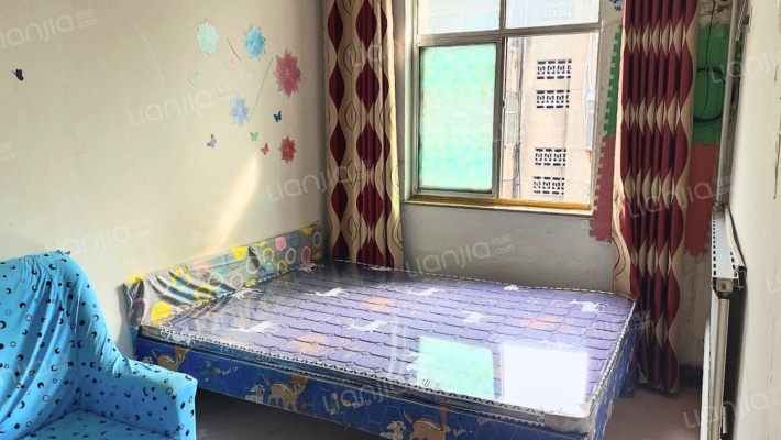 广场小区二手房实景图