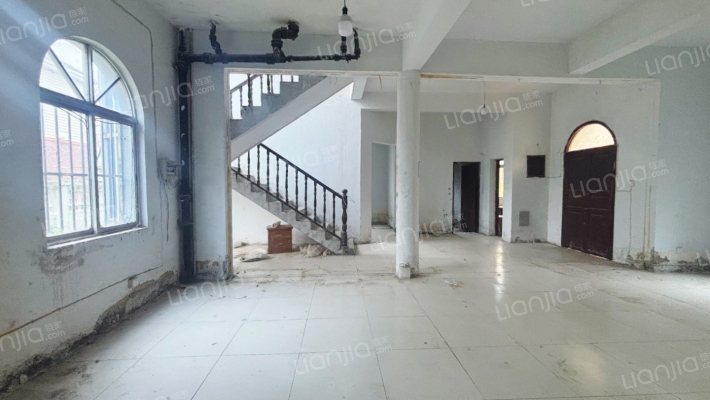 东苑花园别墅二手房实景图