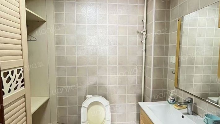 物探三号院 永安小区 顶层复式 精装修-卫生间B