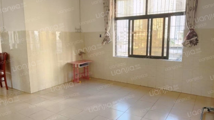 新港小区二手房实景图