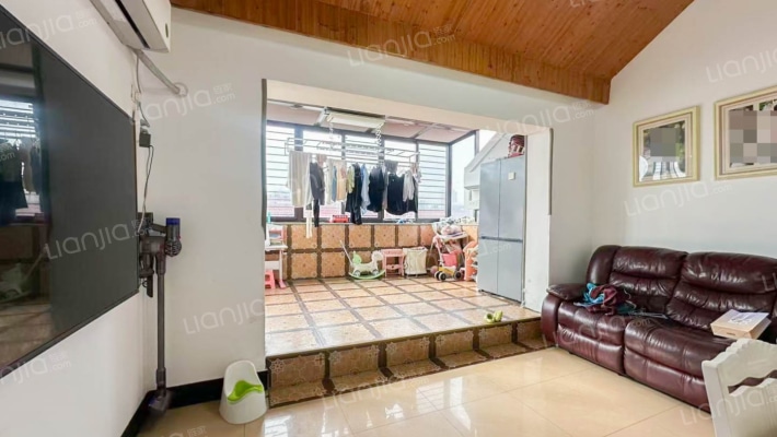 东兴南区二手房实景图