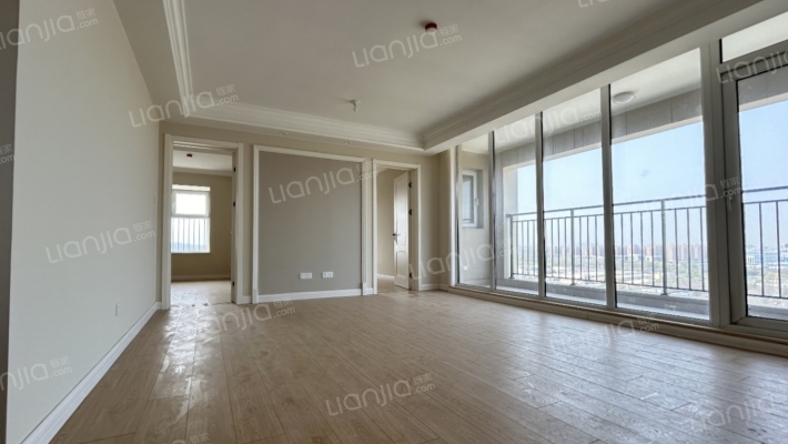 即墨青特城二手房实景图