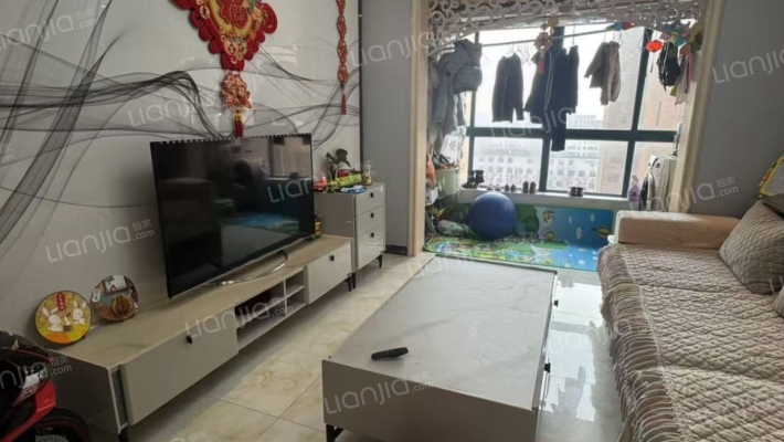 绿洲凤凰城二手房实景图