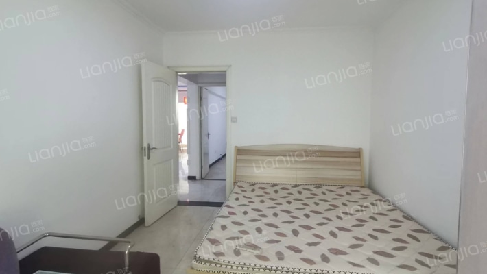 德信公园旁 电梯房 南北2居 证满二 带装修-卧室B