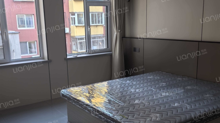 滨河路二手房实景图