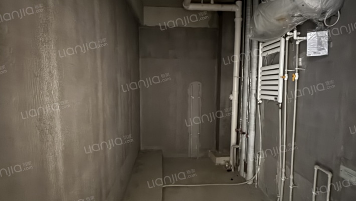 鸿坤理想尔湾 3室2厅 南 北-卫生间A