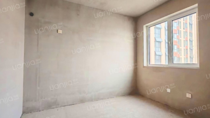 必买房源，三居二卫121平米 急售68万-卧室C