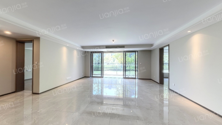 绿城交投汀岸晓庐二手房实景图