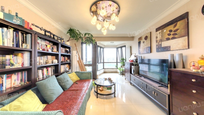 合生世界村E区二手房实景图