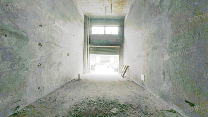 新华龙国际汽配中心二手房实景图