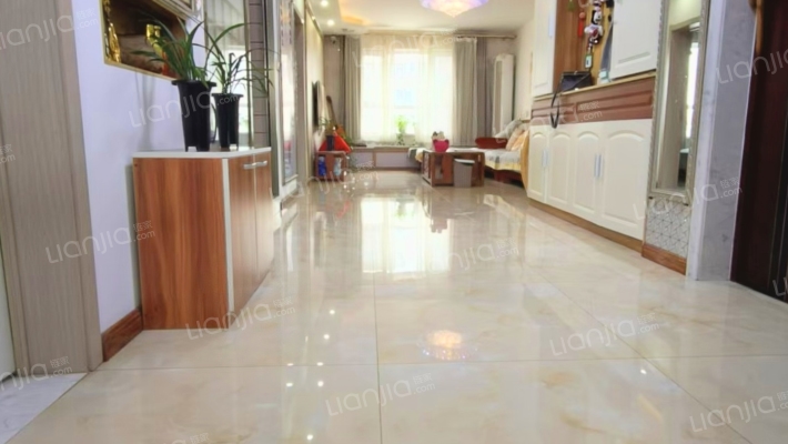 沈铁福苑二手房实景图