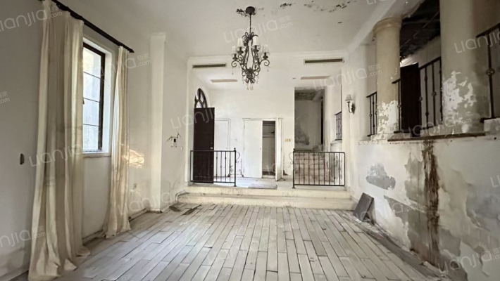 公爵小镇二手房实景图