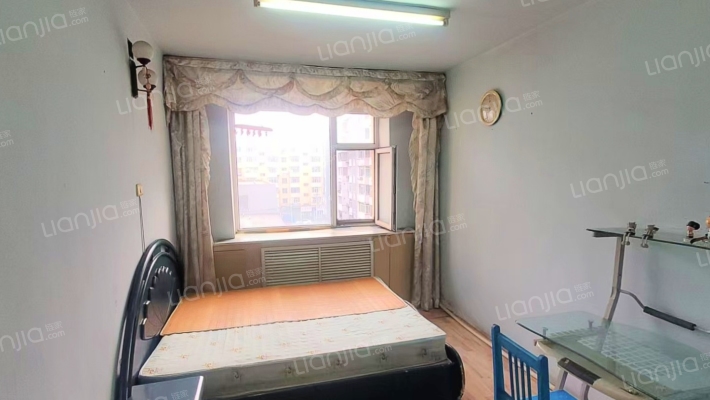 站前小区二手房实景图