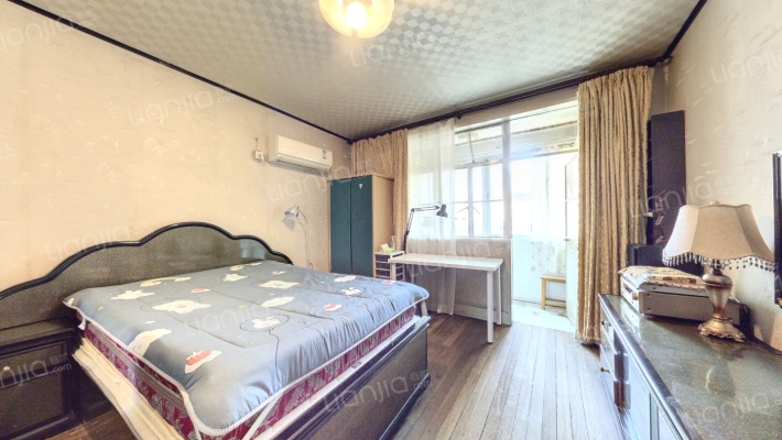 西二小区二手房实景图