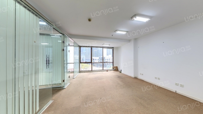 财富中心二手房实景图