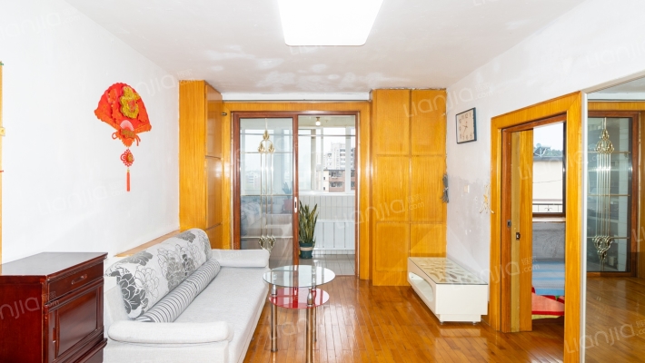 丹东市教师住宅楼二手房实景图