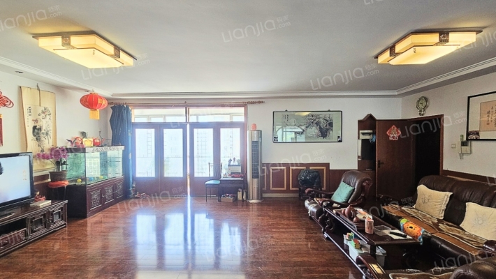 泰建花园二手房实景图