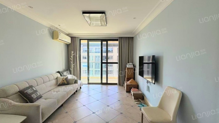 绿城蓝湾小镇·百合苑二手房实景图